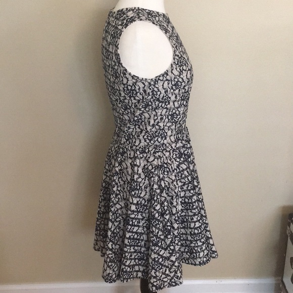 SOLD - Picture 4 of 6